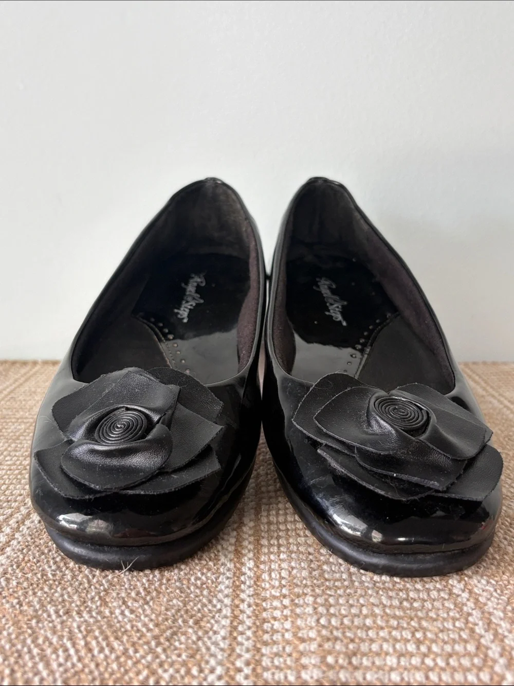 Angel Steps Black Patent Ballet Flats, Dimensional Rose Accents. Size—8.5